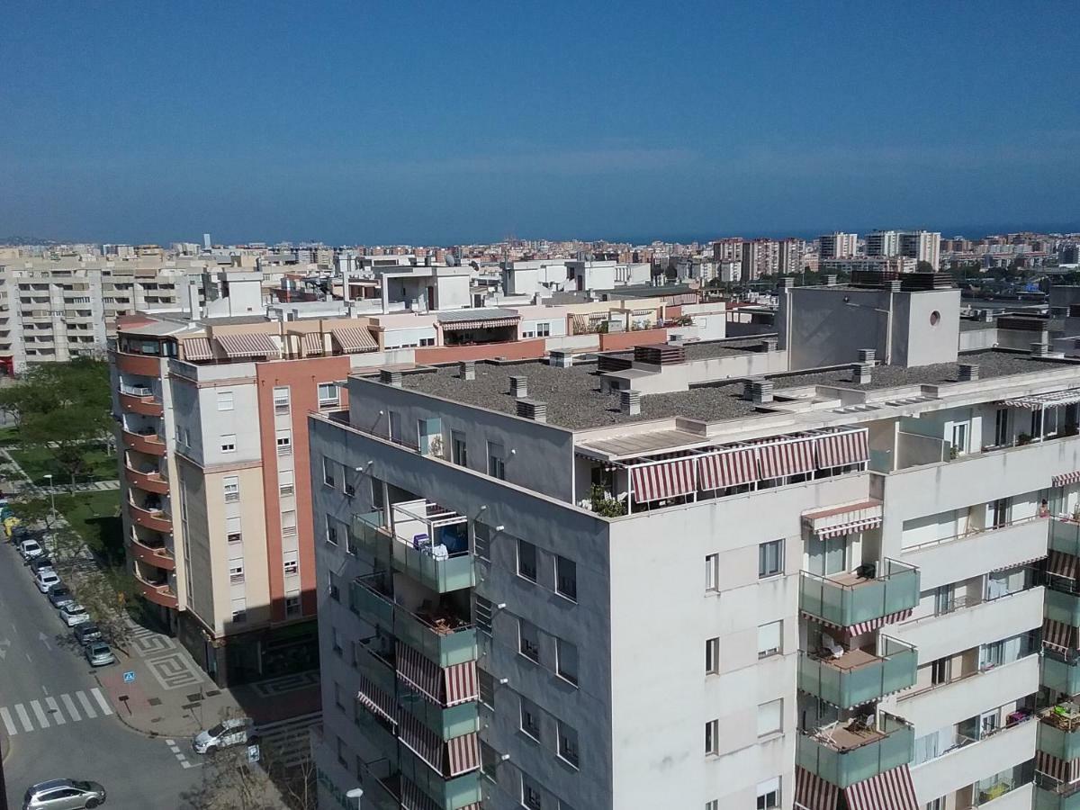 Apartamento Teatinos Malaga Apartment Екстериор снимка